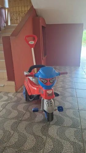 Triciclo Passeio e Pedal Infantil Maral Baby City Spider