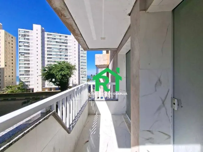 Apartamento à beira mar com 2 quartos, 1 vaga e lazer à venda em Pitangueiras, Guarujá