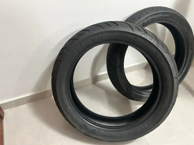 Pneus 160/60-17 e 120/70-17 technic