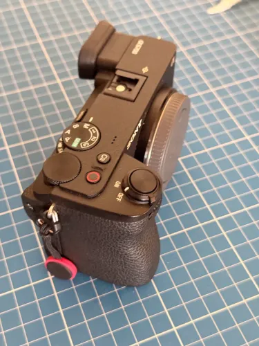 CÂMERA SONY A6700