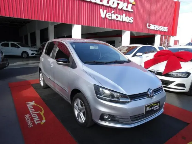 Volkswagen Fox Highline 1.6 Flex 16V 5P 2015