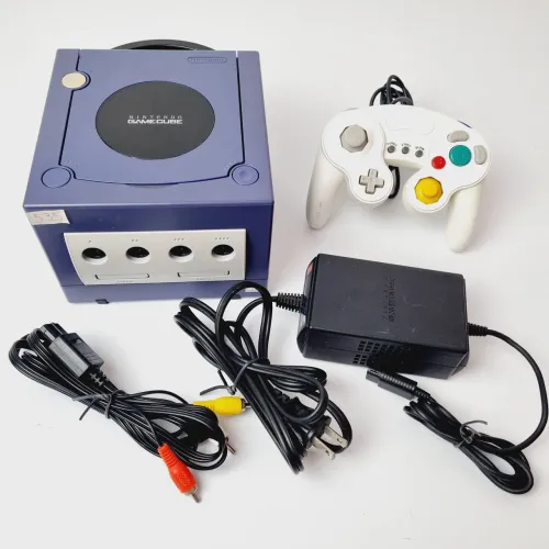 535- GAME CUBE INDIGO DOL-001