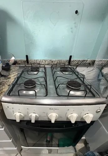 Fogão 4 bocas em perfeito funcionamento!!