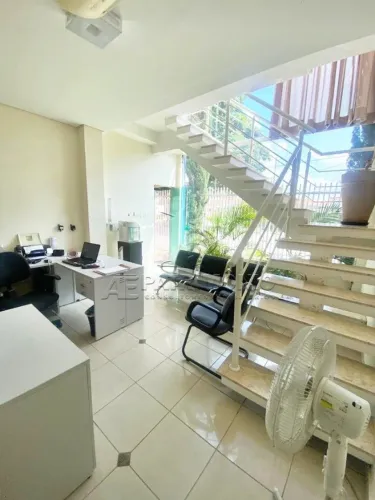 Sala comercial com 12,00m² Assis