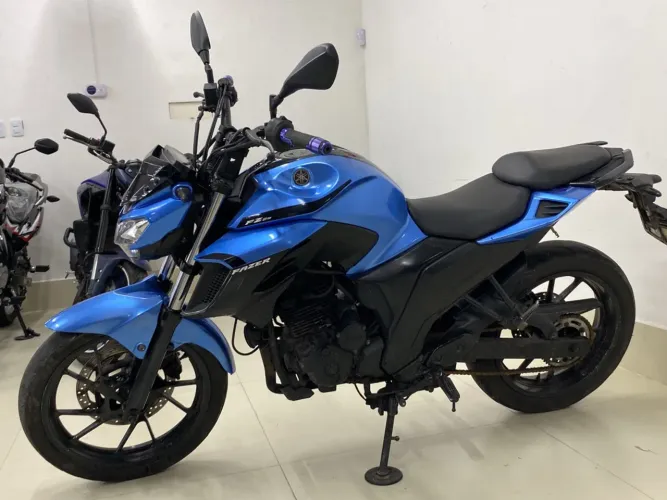YAMAHA FAZER FZ25 ABS