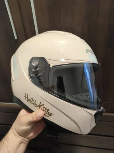 Capacete Peels