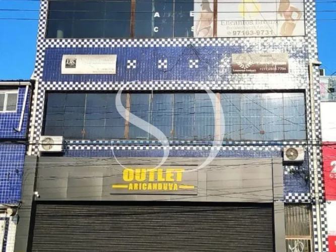 Prédio comercial na Avenida Aricanduva