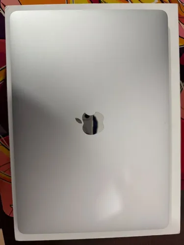 MacBook Pro M2