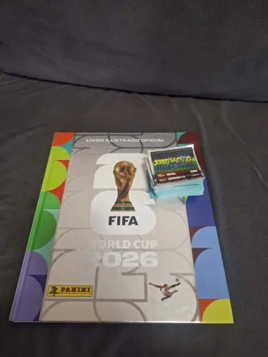 Álbum da copa capa dura prata com 175 figurinhas