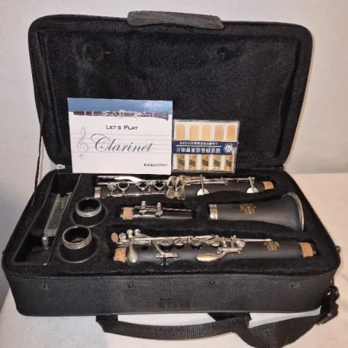 Clarinete Moresky E1 Si Bemol 17 Chaves Preto