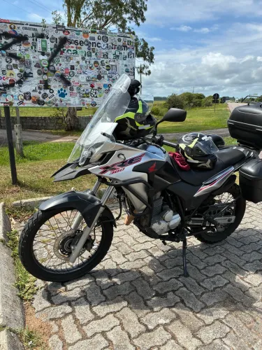 Honda XRE 300 ABS 2021/2022 - Prata | Único dono | Histórico completo de manutenção