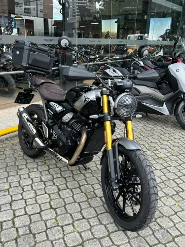 Scrambler 400x Triumph