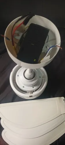 Ventilador de Teto 6 velocidades 2w bivolt com controle remoto