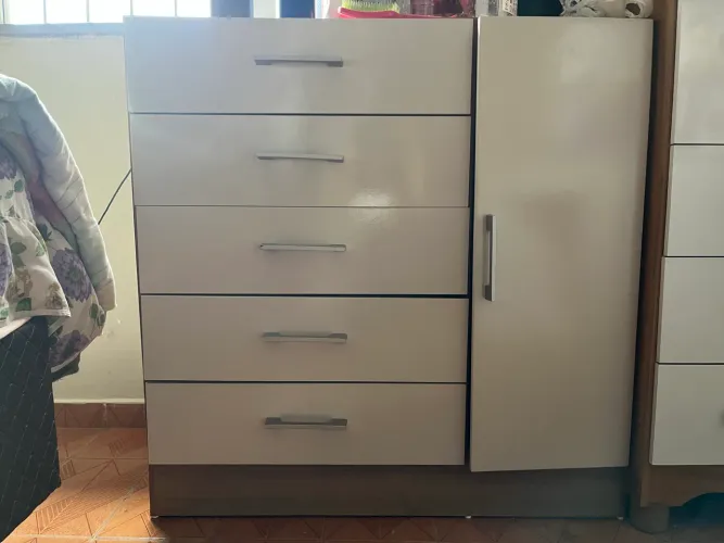 Vende - se