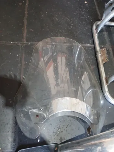 Guidão e bolha da suzuki intruder 125