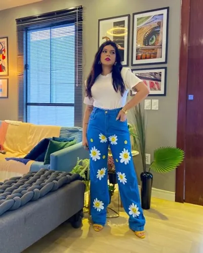 Calça jeans wide leg pintada à mão