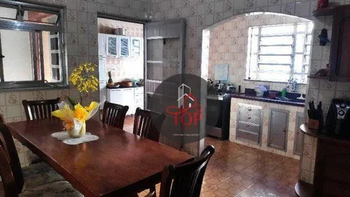 Sobrado com 4 quartos à venda, 250 m² por R$ 649.000 - Vila Linda - Santo André/SP
