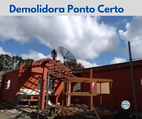 Executamos Serviço de Demolição