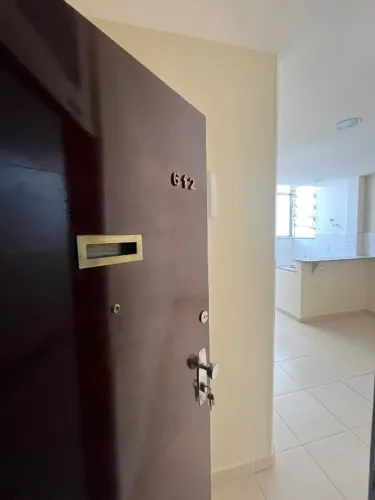 Kitnet Reformada em Andar Alto em Rua Nobre do Flamengo