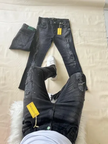 Calça Skinny modelo jogador masculina