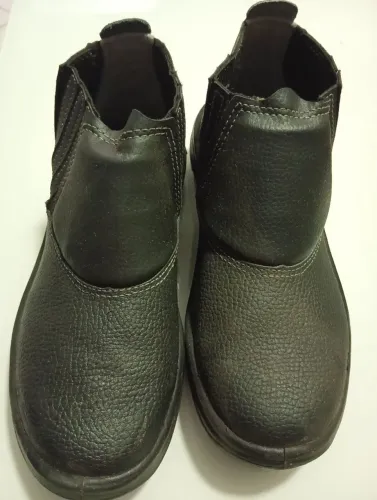 Botas de Segurança Couro Preto.N° 39
