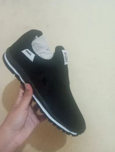 Vendo sapato masculino tamanho 38/39 próprio pra caminhadas e academia