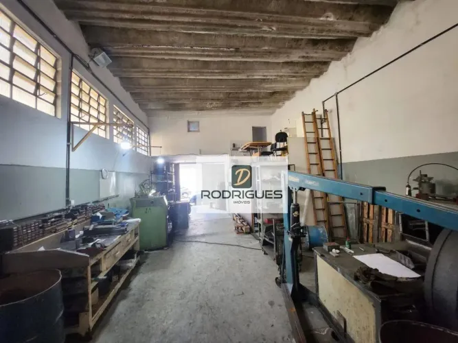 Galpão à venda, 210 m² por R$ 420.000,00 - Vila Marta - Diadema/SP