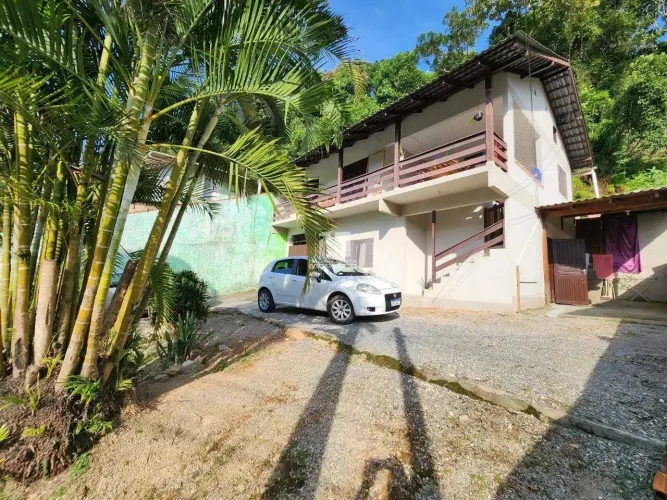 Casa à venda no bairro Bateas