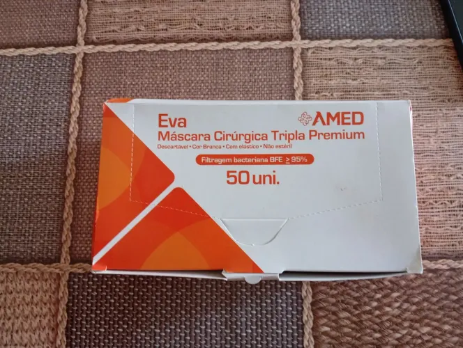 Máscara cirurgia tripla Premium Eva c/50 unid