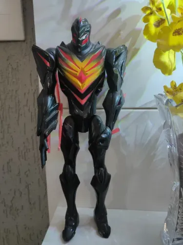 Boneco Vilão Max Stell Mattel - Brinquedo de Ação