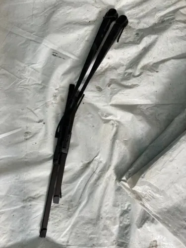 braço limpador parabrisa kia bongo original (par)