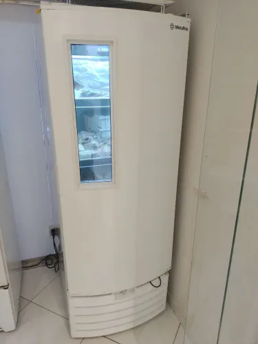 Freezer Metalmfrio tripla ação