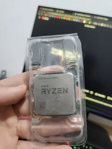 Ryzen 3 3200g - Aceito cartão