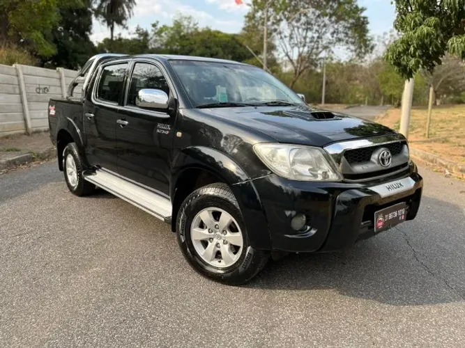 Toyota Hilux CD SRV D4-d 4X4 3.0 TDI Diesel AUT 2010