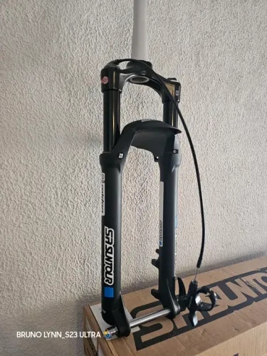 Suspensão boost tapered 29 suntour raidon 34mm 100mm curso