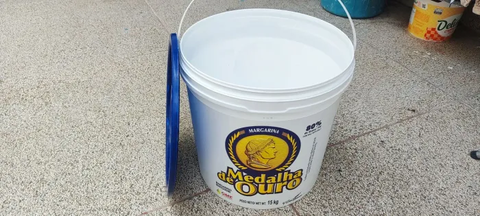Balde para transporte ou armazenamento de água 15kg