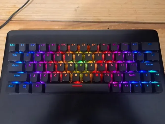 TECLADO MECÂNICO BLITZWOLF BW-KB1 NOVO LACRADO FRETE GRÁTIS PARA MACEIÓ