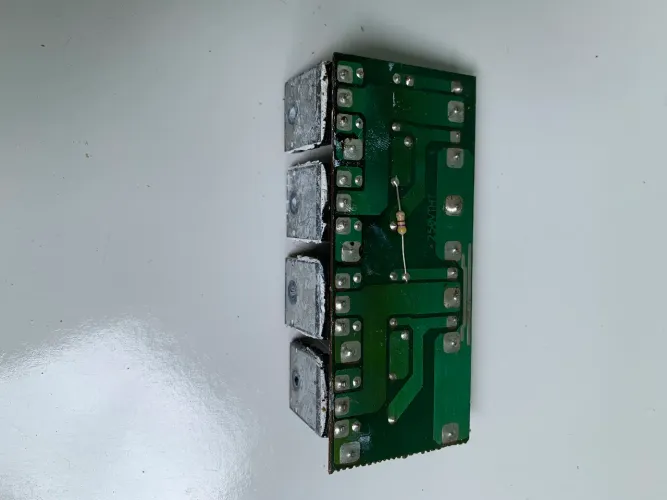 Placa saída de som caixa Leac?s 250-VT