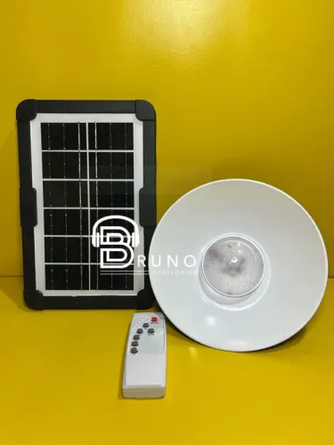 Luminária Solar com Controle Remoto