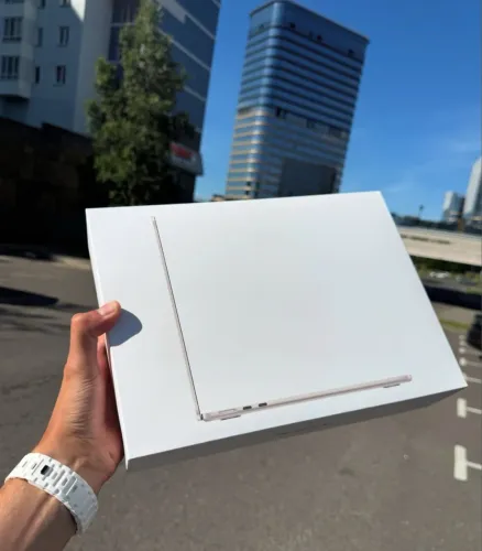 MacBook Air M5 16GB/ 512SSD