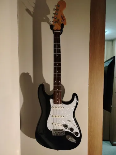 Guitarra Squier Affinity 2003 - Stratocaster SSS by Fender