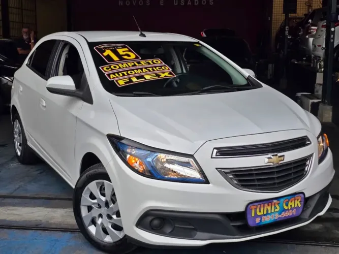 Chevrolet Onix Hatch LT 1.4 8V Flex Power Aut. 4P 2015