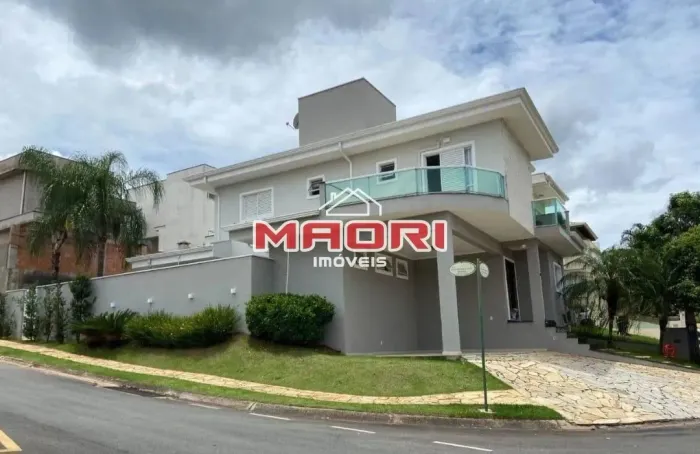 Casa à venda no Condomínio Madre Maria Vilac em Valinhos