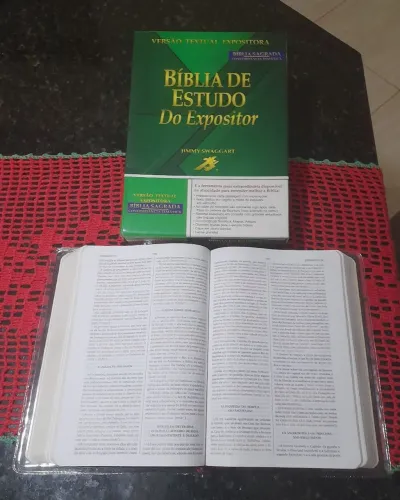 Bíblia de estudo do expositor (vinho)Exelelente