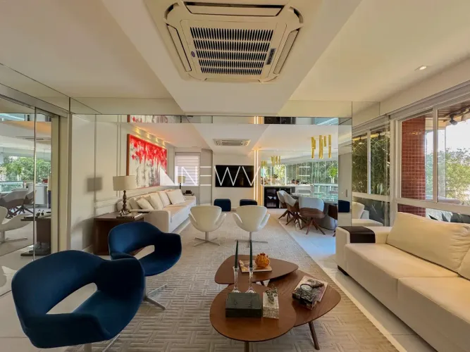 Apartamento com 3 quartos à venda em Casa Forte