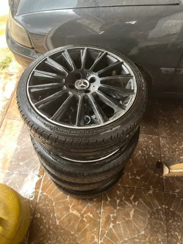 Rodas aro 17 pneus novos