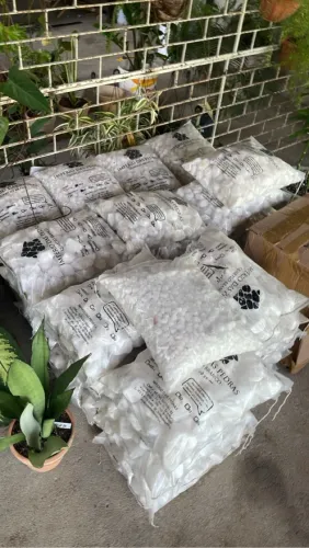 Pedras Brancas Decorativas - 15kg | Ideal para Jardins e Vasos