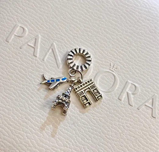 Berloque Pandora Paris