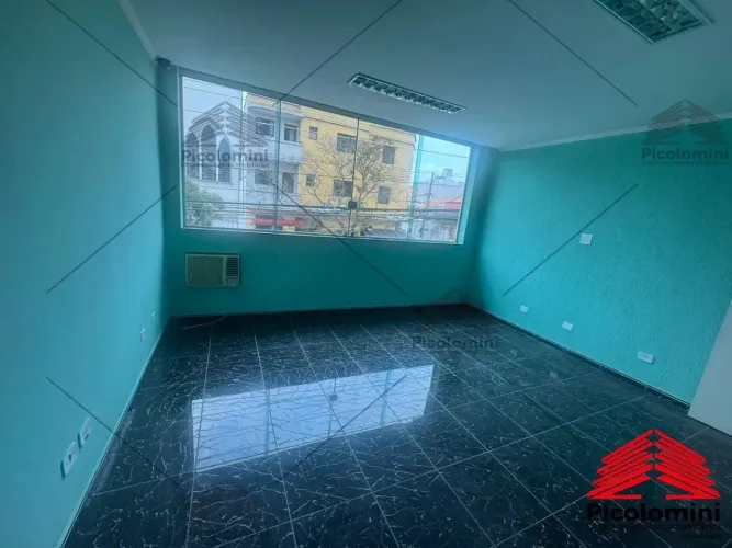 Casa Comercial para Locação em São Paulo-SP, no Ipiranga: 3 Salas, 3 Banheiros, 2 Vagas, 1