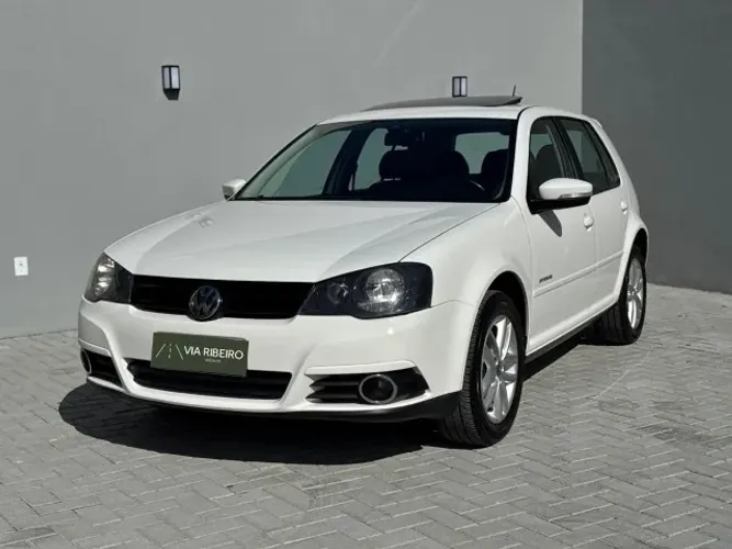 Volkswagen Golf Sportline 1.6 MI Total Flex 8V 4P 2013